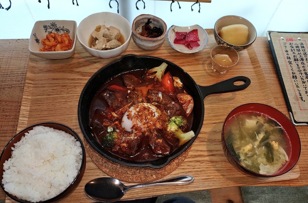 SILFEENE@慶次しか勝てない tweet media