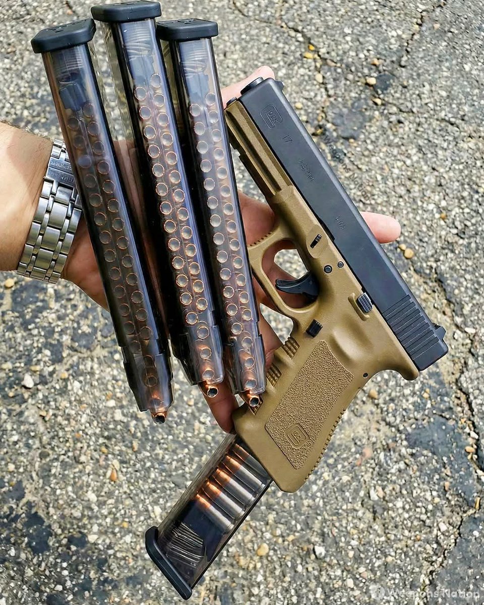 Guns Fanatics tweet media