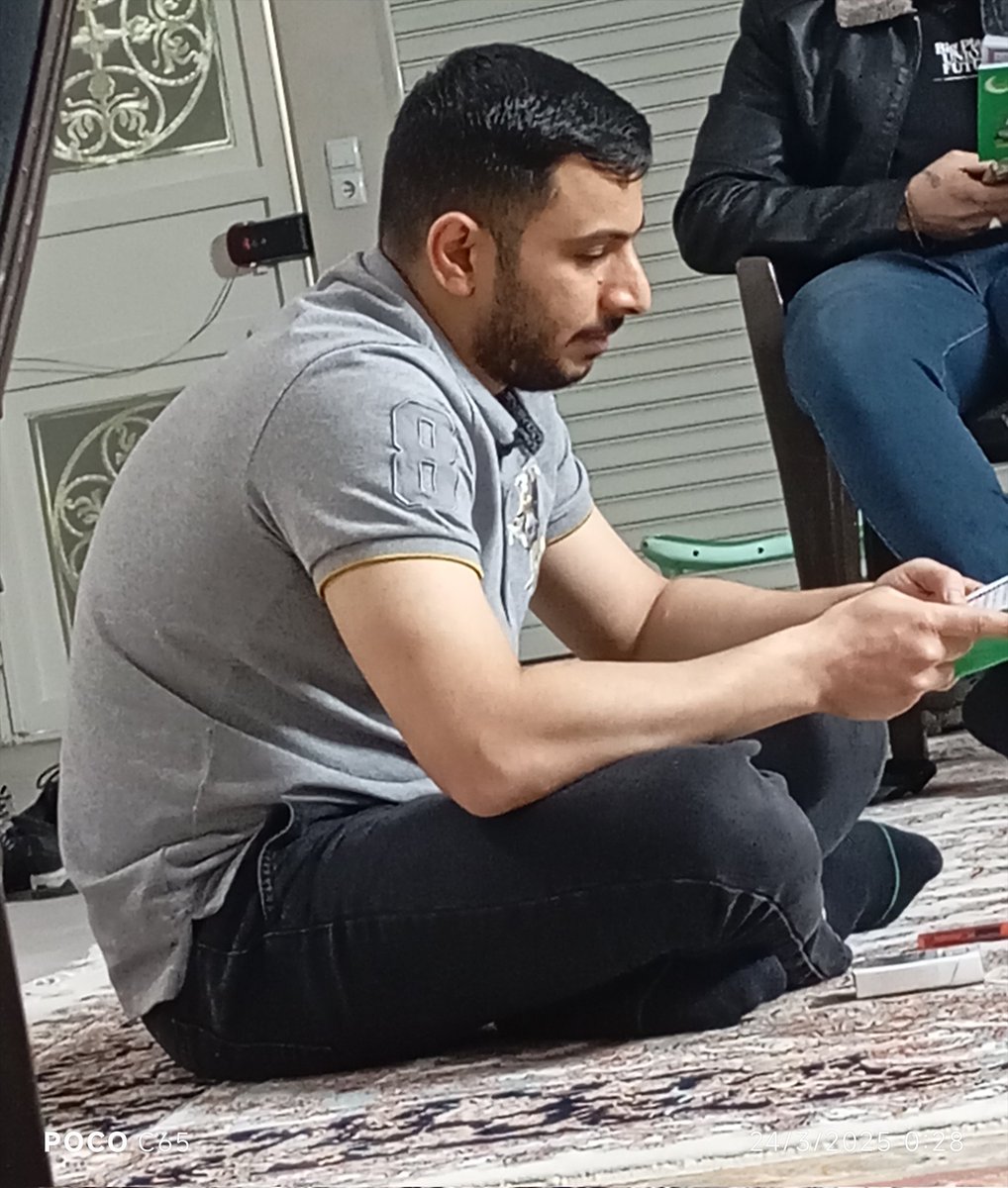 ثوار النمر tweet media