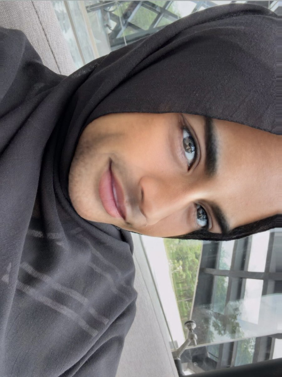 𝜗𝜚 riee 😵‍💫 kinda ia tweet media