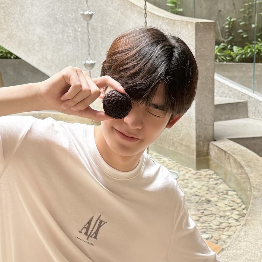 nongred🫕* tweet media