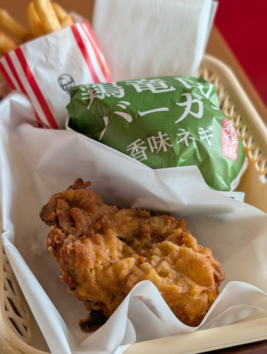 イデーア tweet media