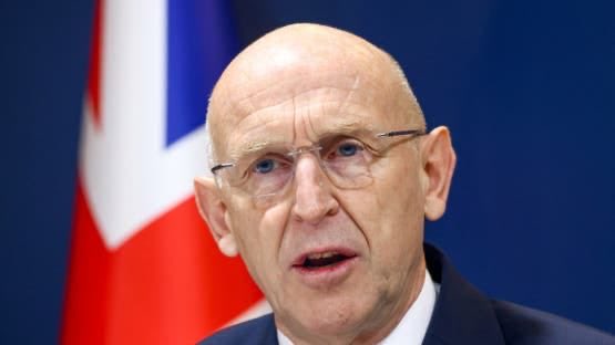 بريطانيا تعلن نشر المزيد من القوات في الشرق الأوسط.. تصريحات وزير الدفاع وتداعياتها