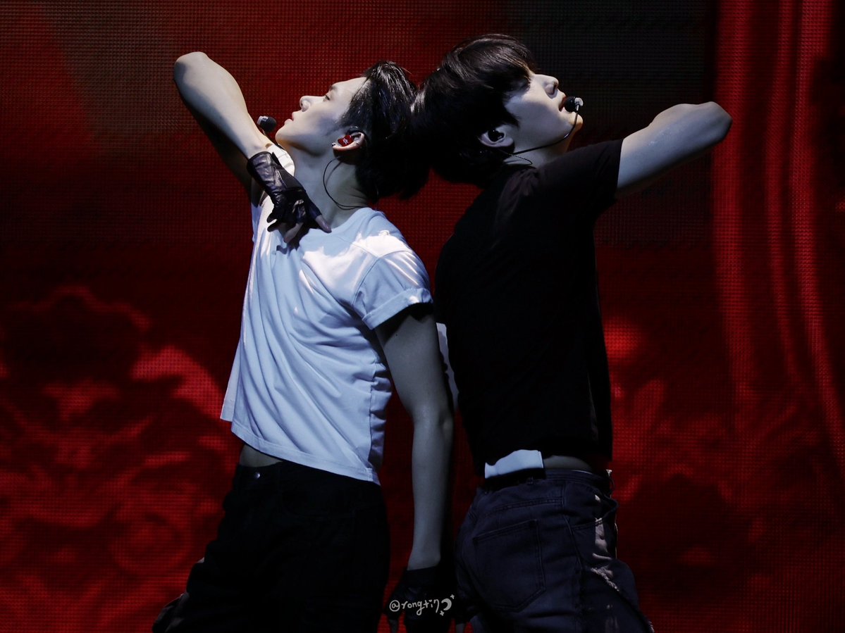 𝓣𝓾𝓡𝓸𝓷𝓰🥀🤍 tweet media