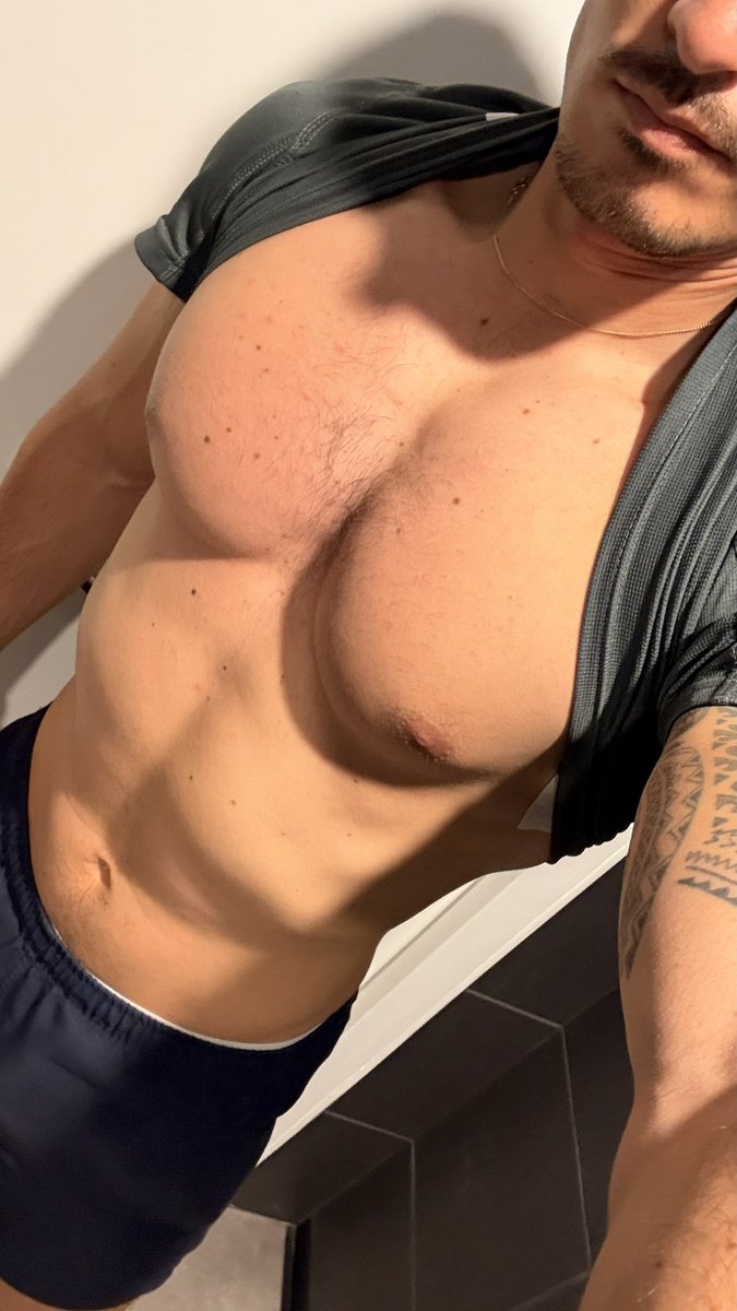 Max Martin tweet media