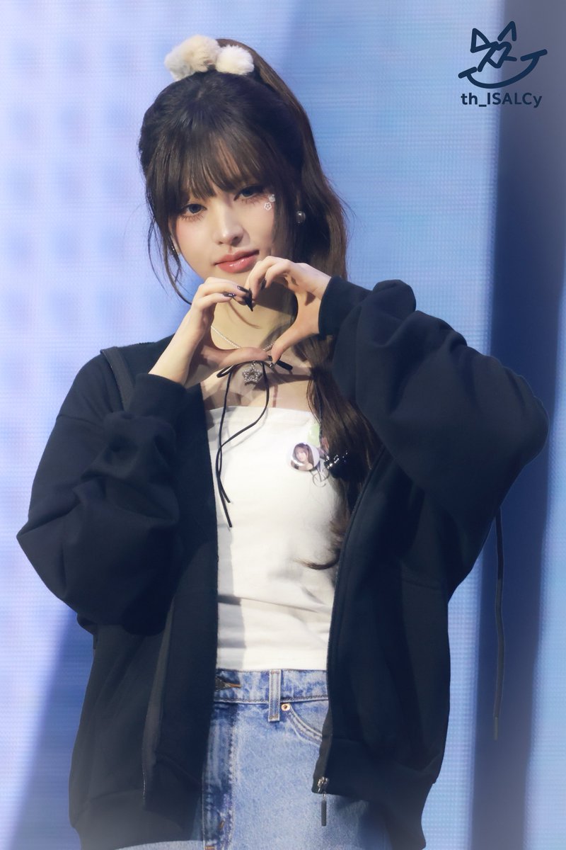 th_ISALCy tweet media