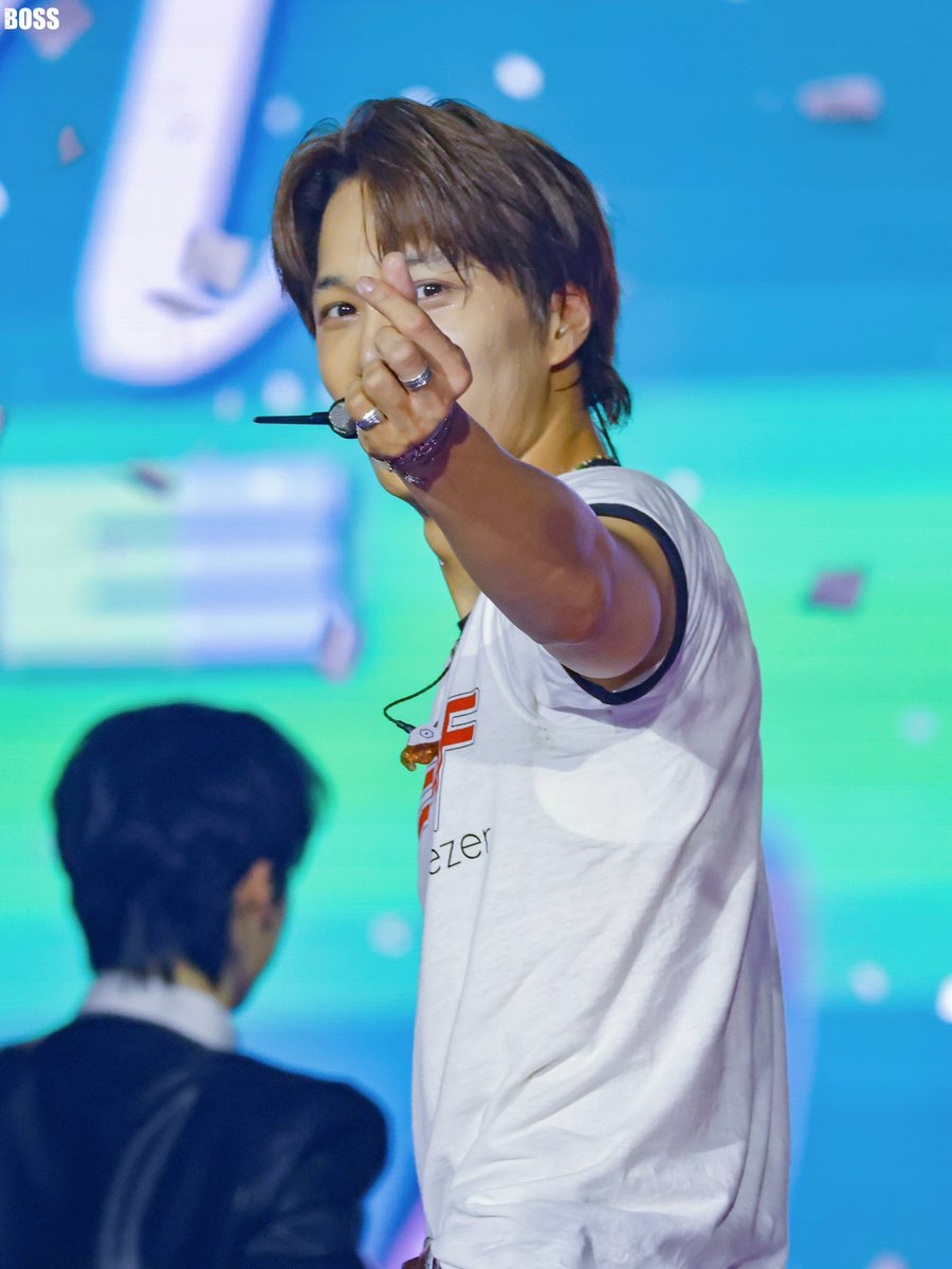 𝗕𝗢𝗦𝗦 tweet media