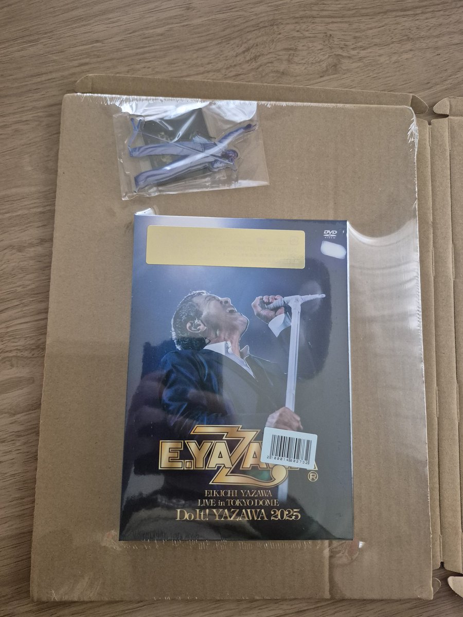 kaihazan's tweet image. 今回は楽天ブックスで頼みました👍

仕事終わったら観よー✨

#矢沢永吉 #DOit
#DVD  #東京ドーム