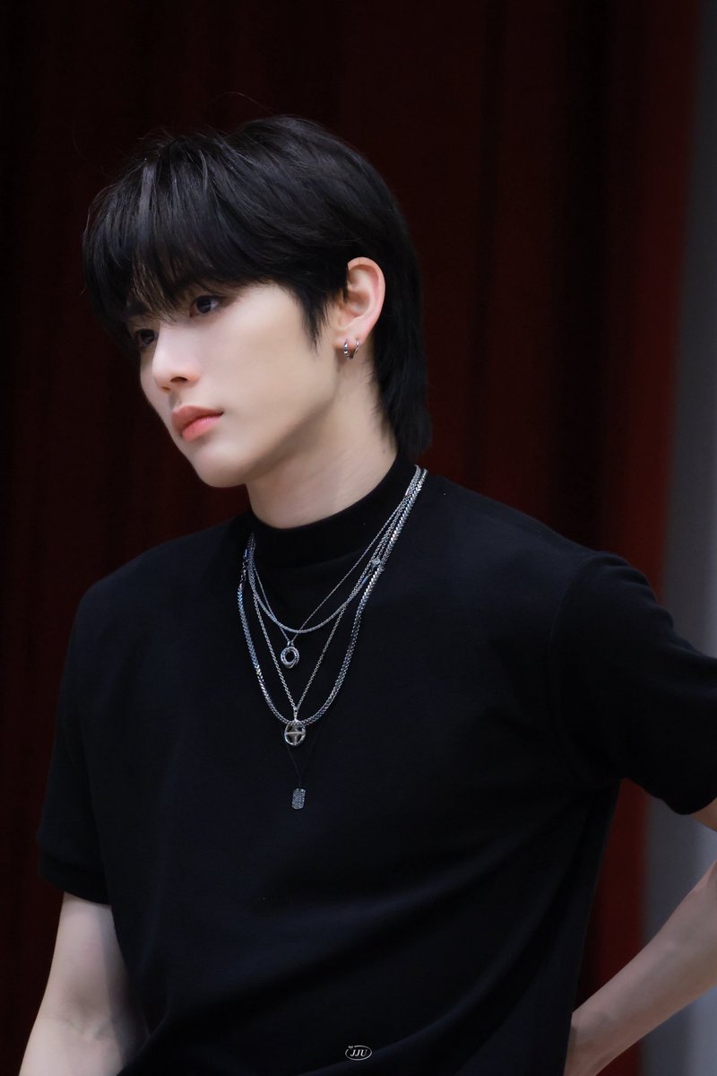 🐈‍⬛

#AprilFoolsDay #만우절 
#BOYNEXTDOOR #보이넥스트도어
#TAESAN #태산