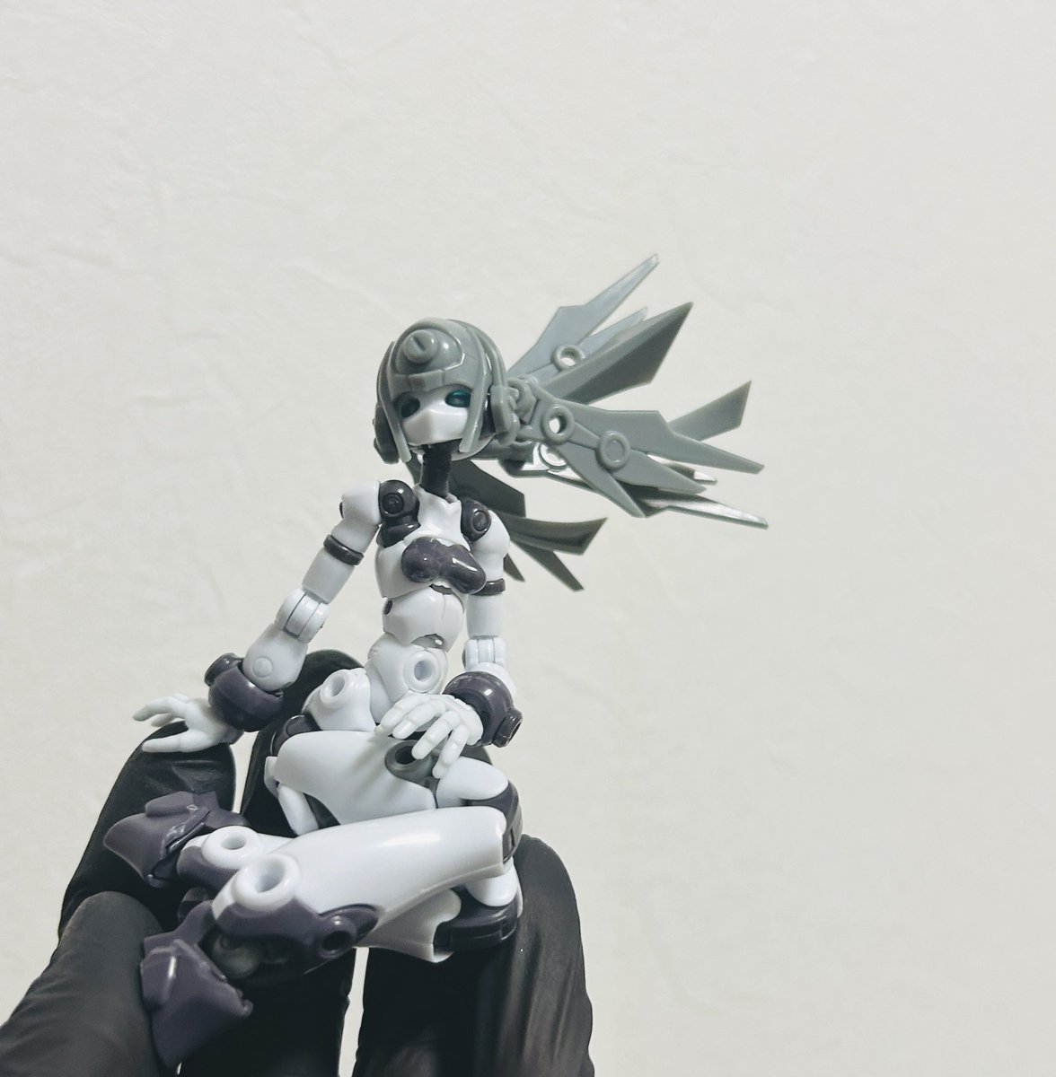 メルト tweet media