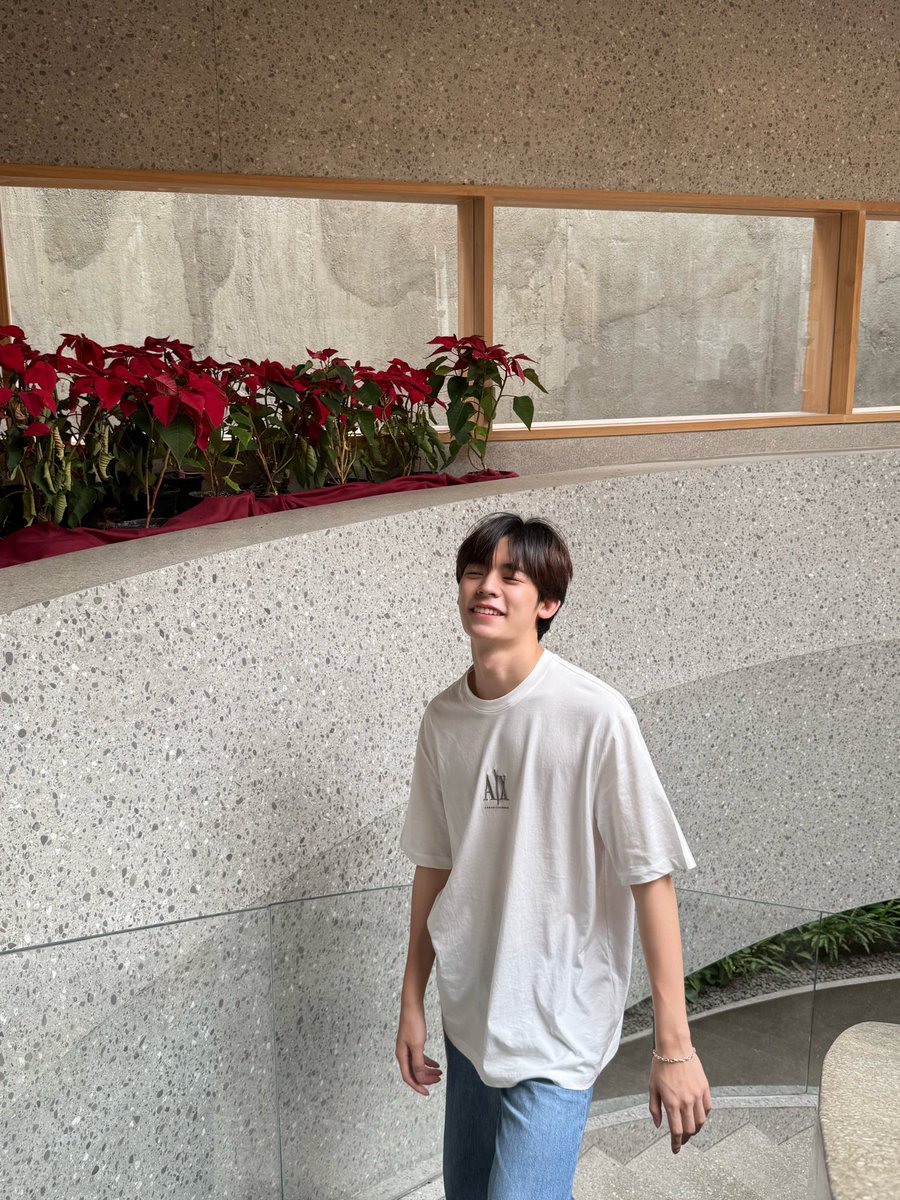 porsuppakarn tweet media