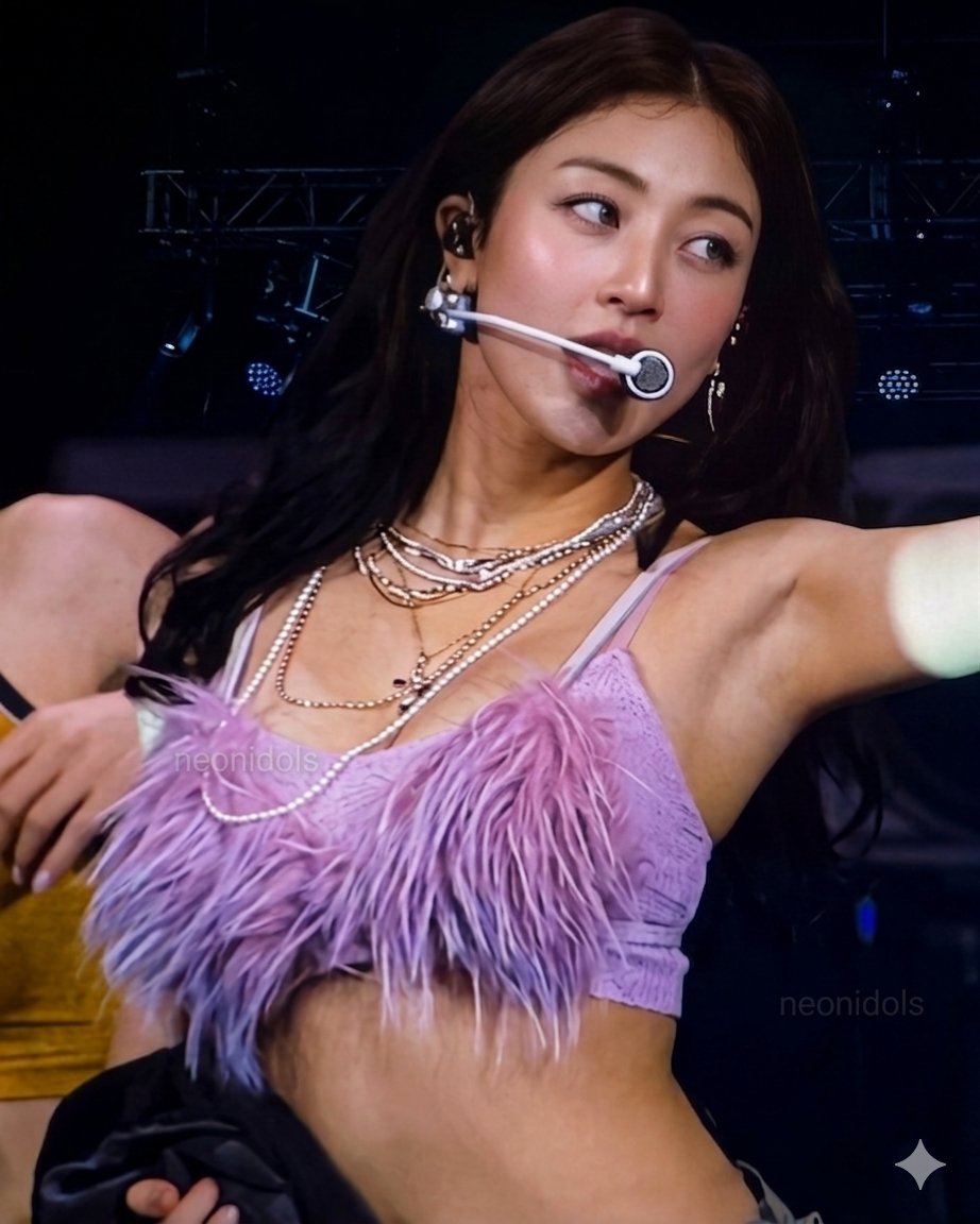 NeonIdols tweet media
