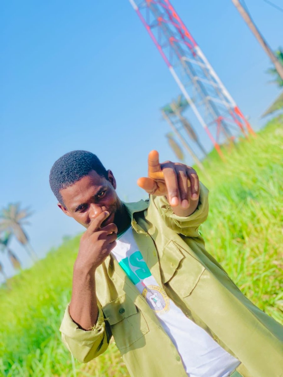 John Thomas and 11,000 others tweet media