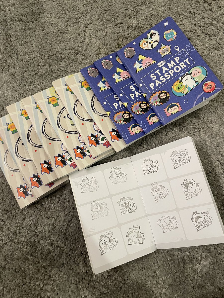 ddillongwki's tweet photo. ⭐️ แจก STAMP PASSPORT ปั้มครบ27ลาย ✨ 
1 เล่ม/ คน  10 รางวัลค้าบ 👇🏻👇🏻♥️ ( ขอคนไม่ซีน้าลอยปั้มจางมากกด t-t )

กติกา 🙇🏻‍♀️ : Rt + ฟอล 

🎲 ประกาศวันที่ 4/04 
       จัดส่งฟรีค่ะ ✨

 #GMMTVFANIVAL2026 https://t.co/gJYknmN2me