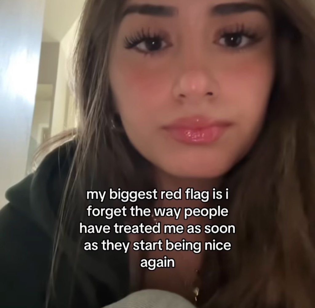 girlsay. tweet media