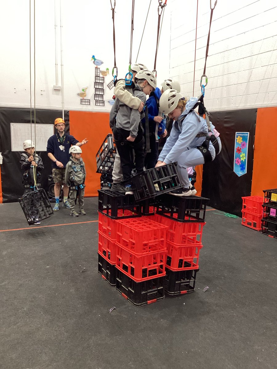 HighfieldBolton's tweet photo. Crate Challenge for Team River, where teamwork is crucial! #teamworkisdreamwork https://t.co/Ns8J8MSexf