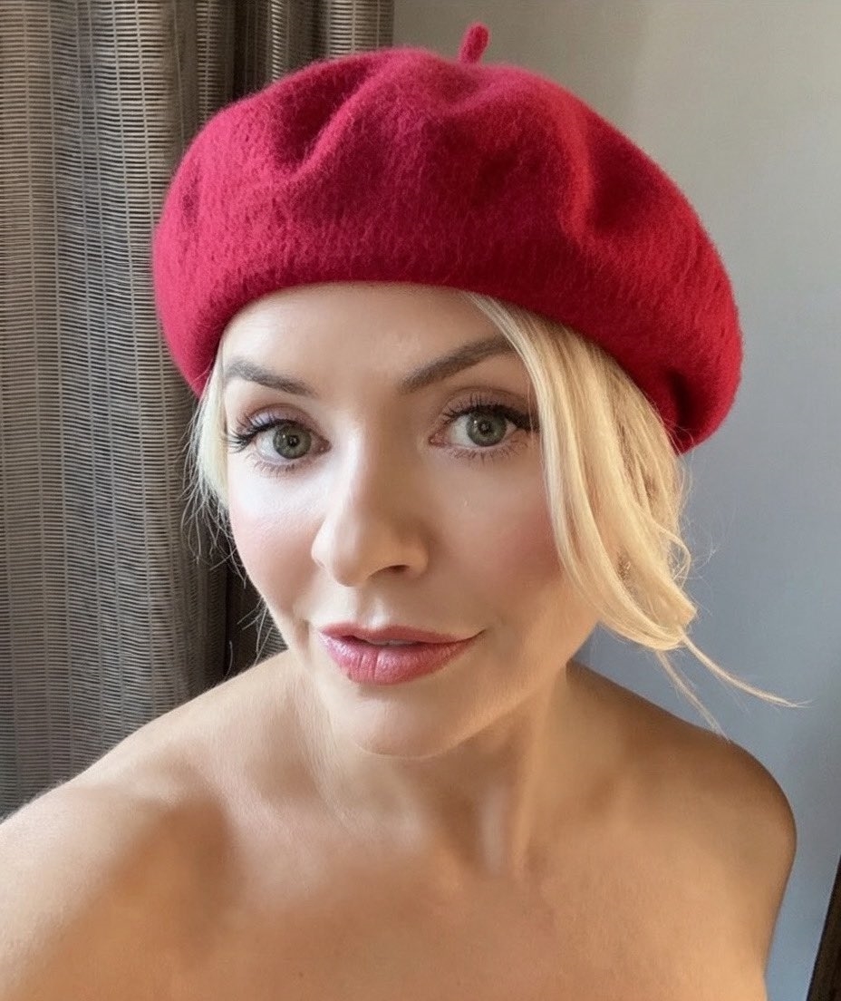 CelebShrine tweet media