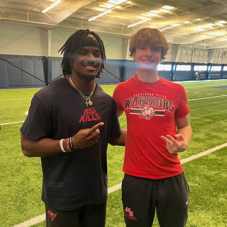 WMonumentKicker's tweet photo. Grateful and blessed to receive an offer from Barton College! I really appreciated your time and hospitality @CharlieMauze @hester_chip @barton_fb . Also amazing to meet Barton alum and @Buccaneers star Kam Johnson!! @_kam01_  🔥🛴

@NRHSFB @AlonzoRicks @elite360recruit @JK_Brown39 @kt_recruiting @raj_manjrekar @KickingWorld @KohlsHighlights @WillVapreps @hatfieldsports @VaPrepsRivals @the757ff