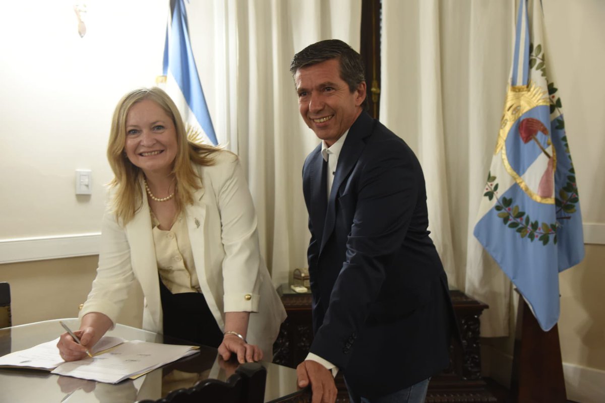 Hebe Casado tweet media