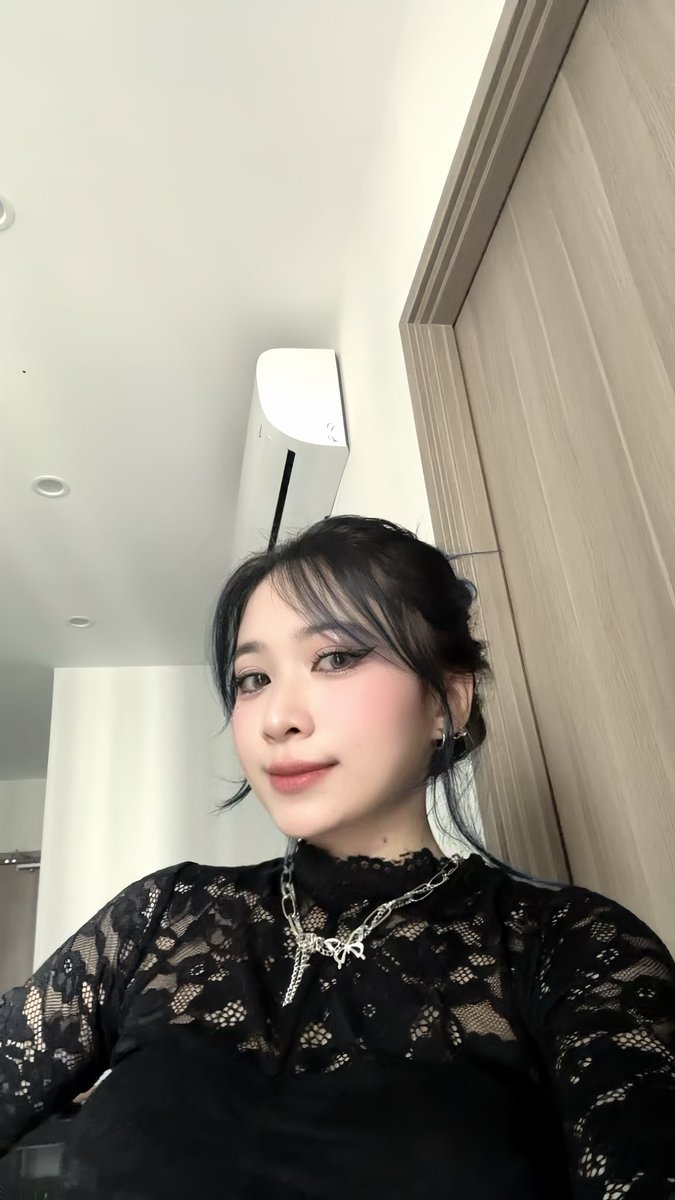 Trúc Maii tweet media