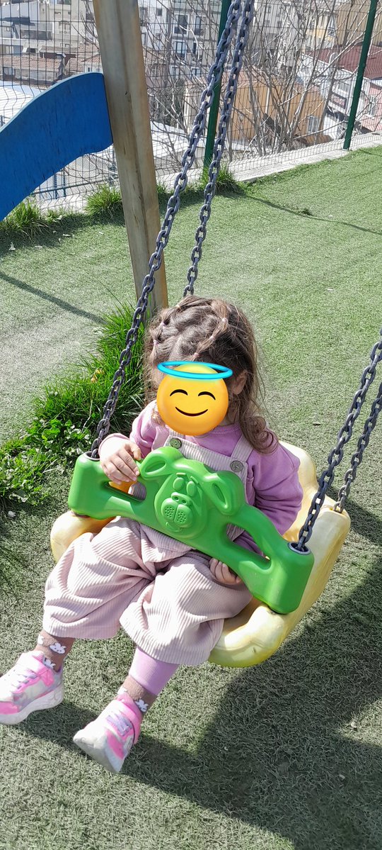 Muhafazeküler biri tweet media