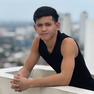 hotcuteguys3 tweet picture