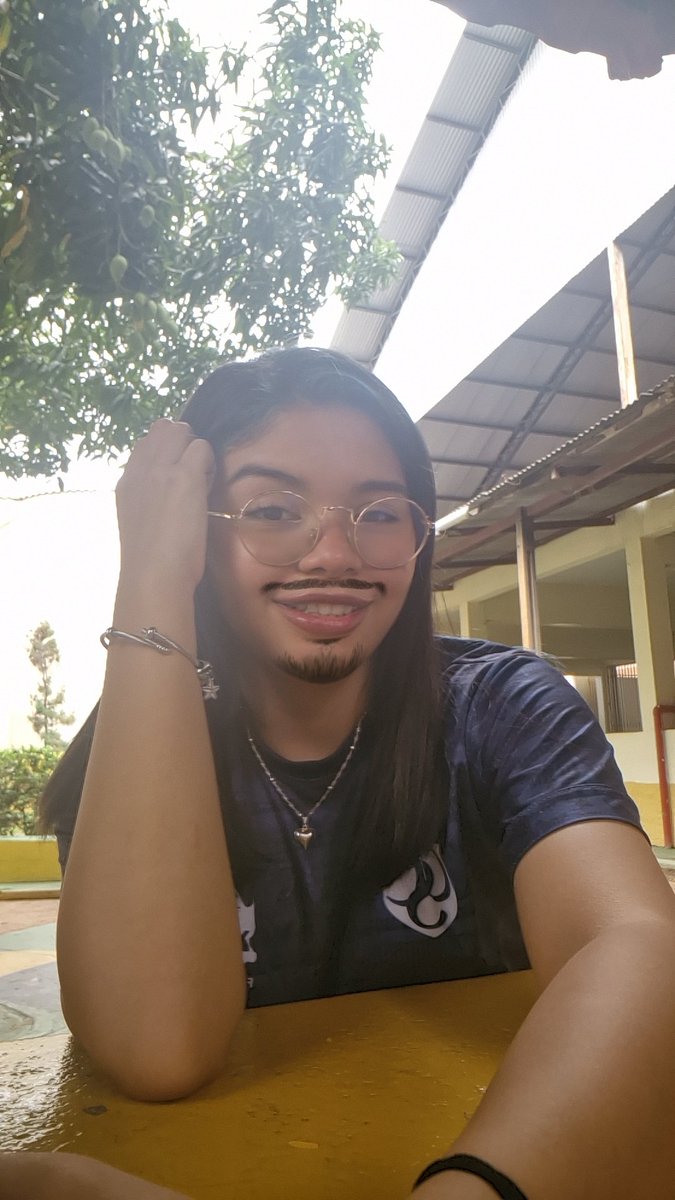 spinolaʕ•̫͡•ʔ tweet media