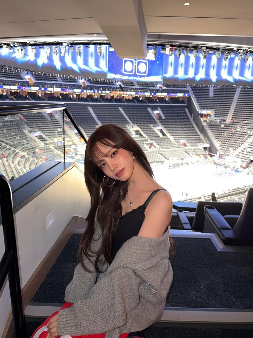 selfolssi ♤ tweet media