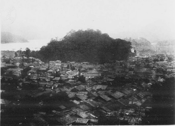 konjaku_photo's tweet image. 【宇和島市】
この写真の現在の写真を募集しています！あなたの近くのスポットでしたらぜひ同じ場所で同じ角度の写真を投稿してください。
ycom.page.link/FgPm

 #愛媛県 #ehime #今昔 #古写真