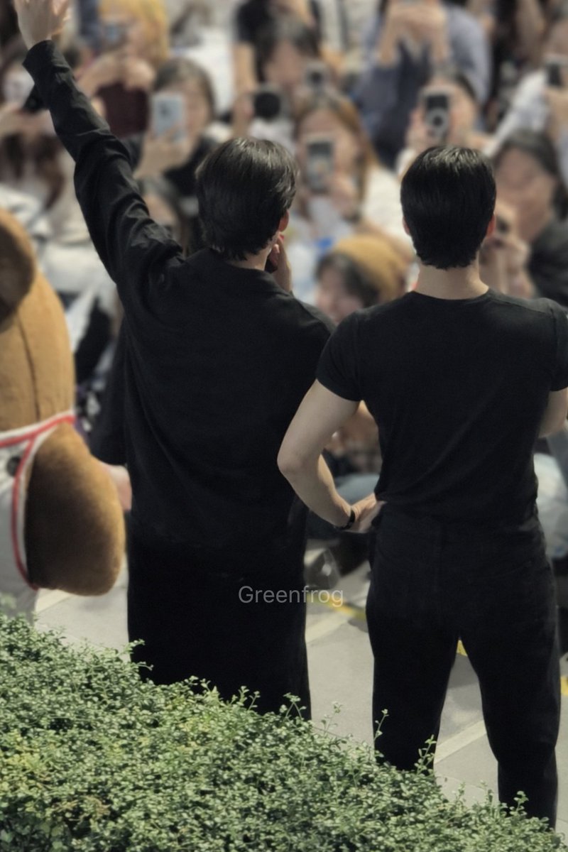 กบเขวเนเวอร์ดาย tweet media