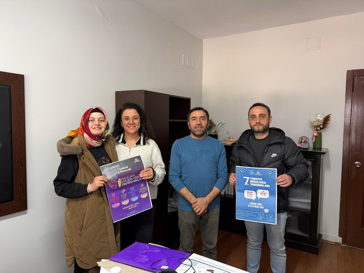 CorumGM's tweet photo. ✨ Kültür ve sanatın birleştirici gücüyle, fikirlerin özgürce ifade bulduğu yarışmalarımız için hazırlıklarımız  devam ediyor!

🎭 Kültür ve sanat yarışmaları ile 🗣️ münazara yarışmamızın duyuruları, fakülte ve meslek yüksekokullarımızda
Tanıtmaya devam ediyoruz 

#kültürsanat https://t.co/A89HpZVSqL