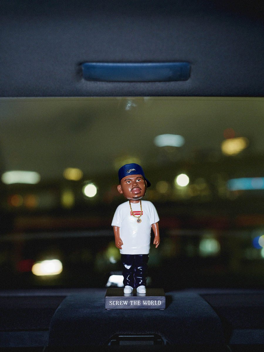 Supreme x DJ Screw Foco Bobblehead releasing this week 🔥