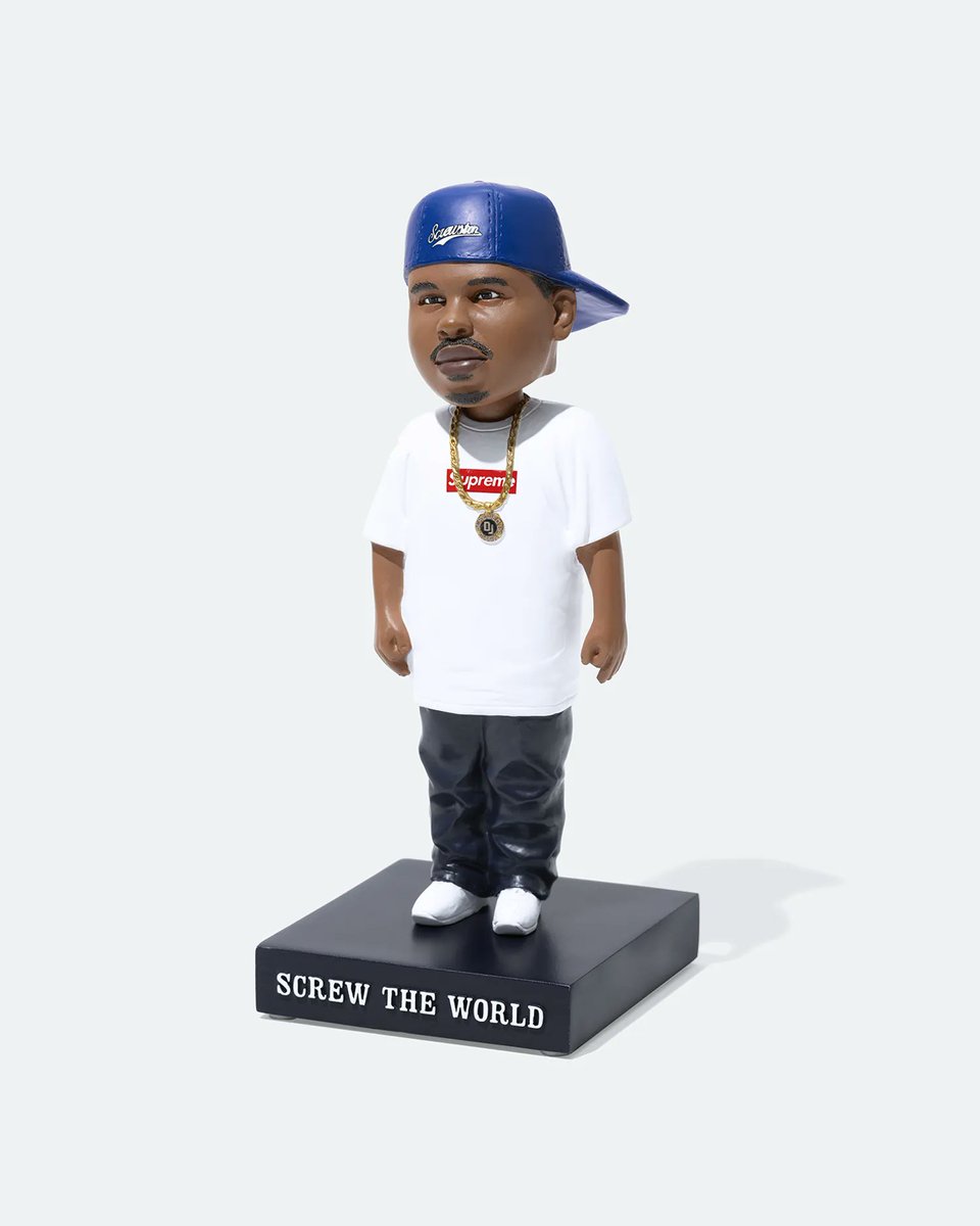 Supreme Community tweet media