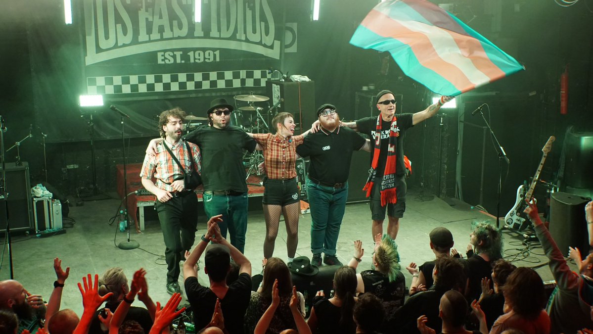 Los Fastidios tweet media