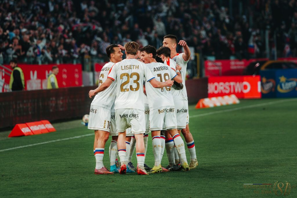 Roosevelta81.pl tweet media