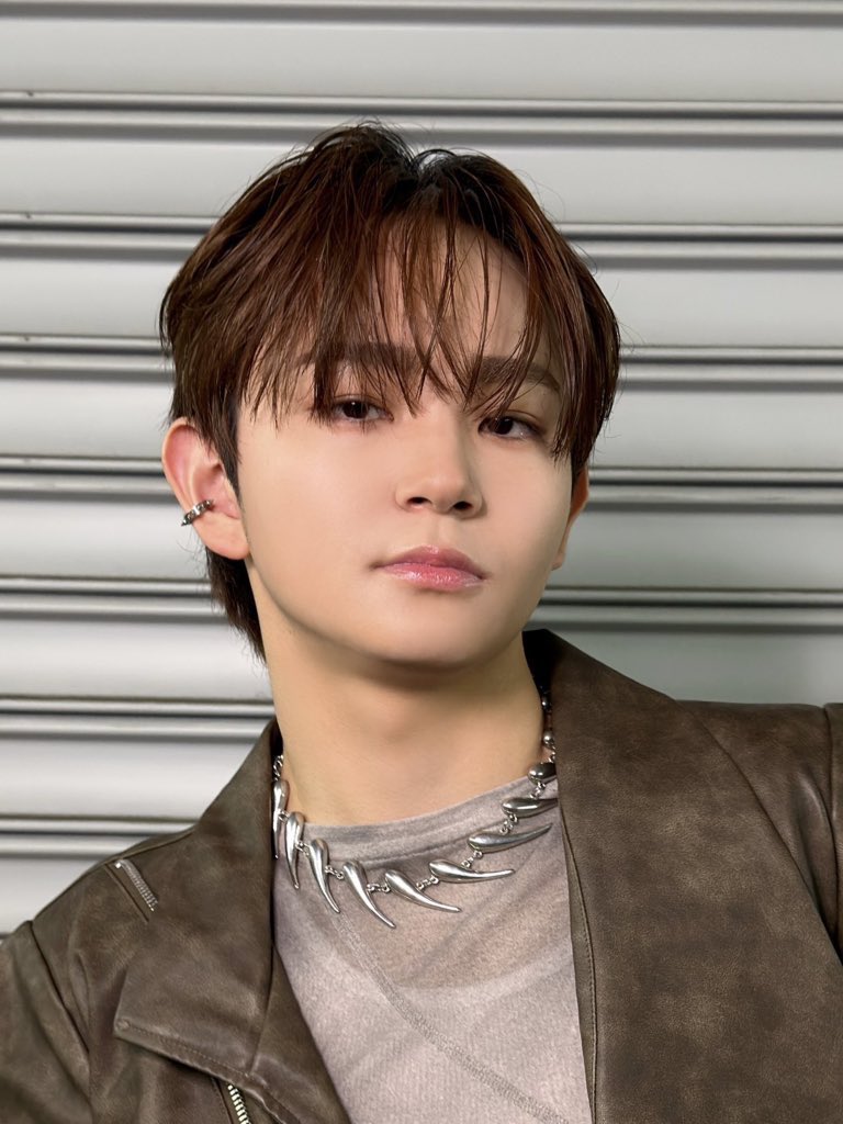 y Ü k α➳✩⡱ tweet media