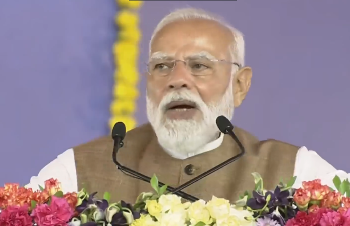 PM મોદીએ ગુજરાતને આપી ₹20 હજાર કરોડની ભેટ

વિગતે વાંચો :
benefitnews24.com/gujarat/pm-mod…

#NarendraModi #ModiInGujarat #GujaratVisit #SanandSemiconductor #SemiconductorIndia #VavTharad #NorthGujaratDevelopment #InfrastructureIndia #DevelopmentProjects #Banaskantha #NarmadaCanal