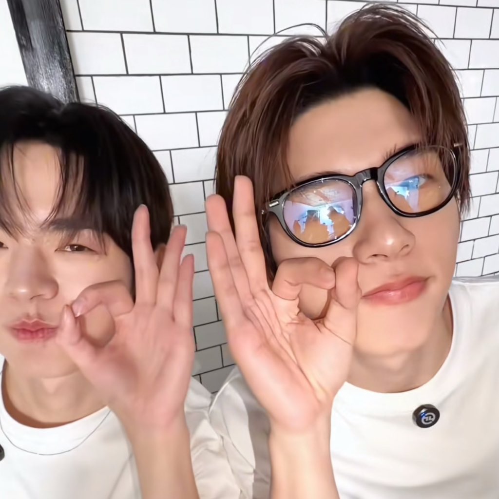 จีนจีน tweet media