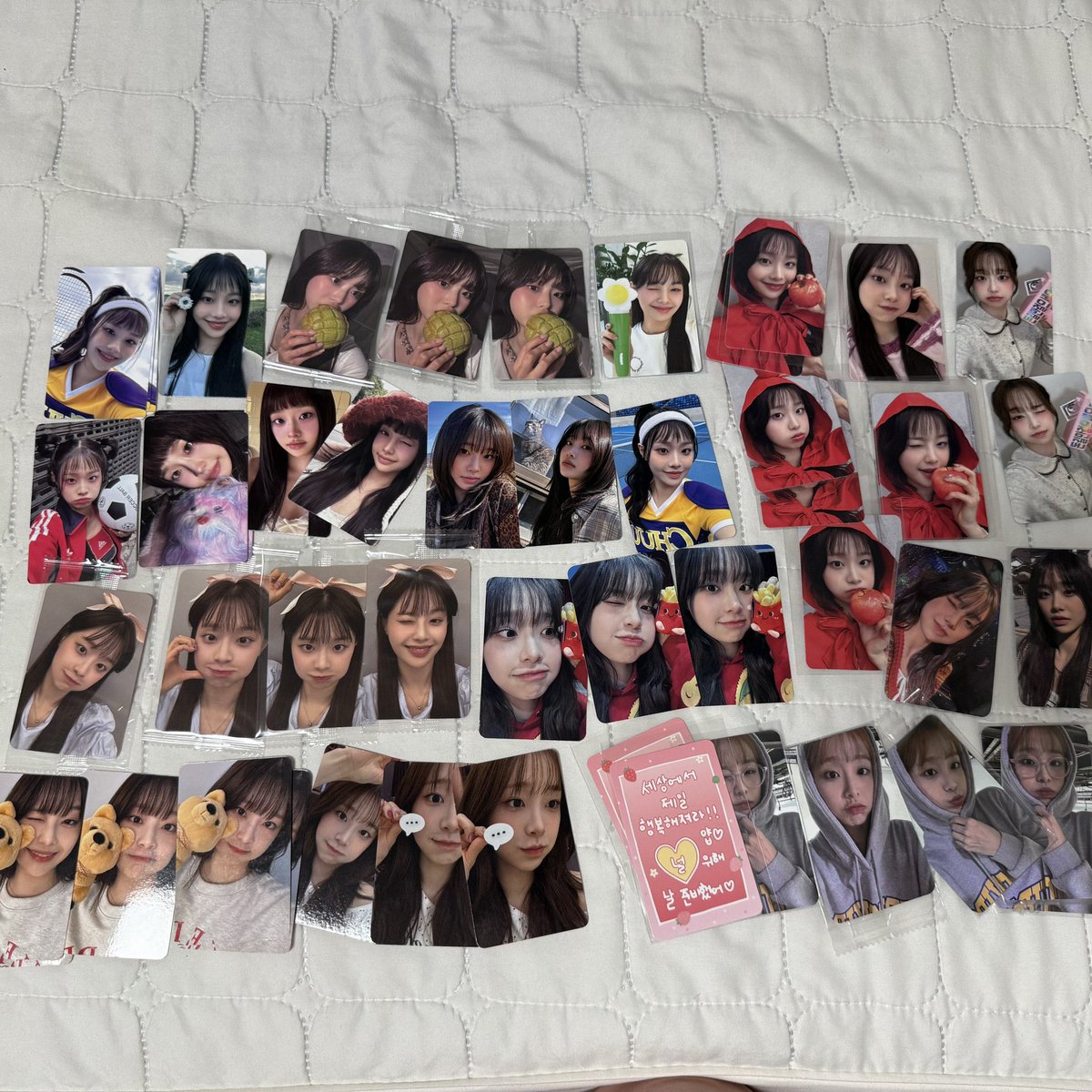 catyoonm's tweet photo. karışık kore go 𑣲

– @/dkanrjsk486 hesabına go açıyorum fiyatlar genelde cok uygun 

– istediğiniz kartı atarsanız fiyatı sorarım

# loona chuu enhypen illit iu le sserafim ive artms billie satış https://t.co/414xCZOjrt