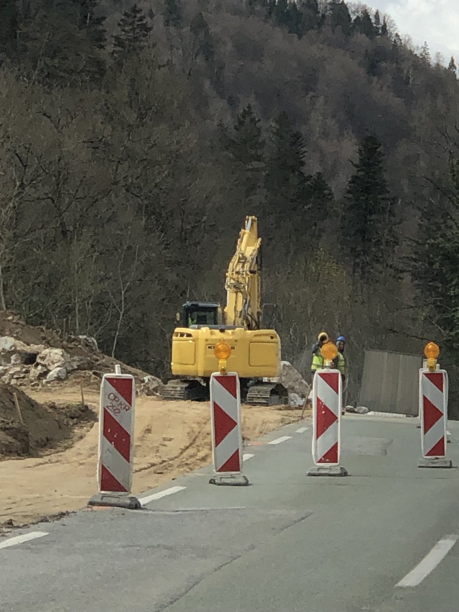 Desa_Ra's tweet photo. Pa je šla Skala. #soteska https://t.co/fOE33rGjr7