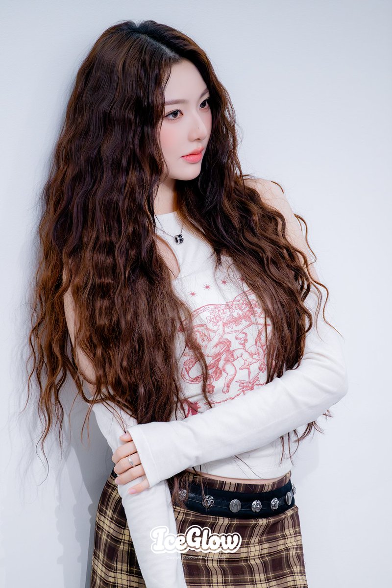 𝐈𝐜𝐞𝐆𝐥𝐨𝐰 tweet media