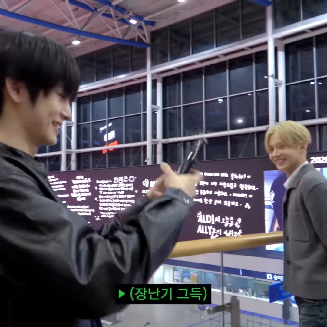 isey 𑣲 tweet media