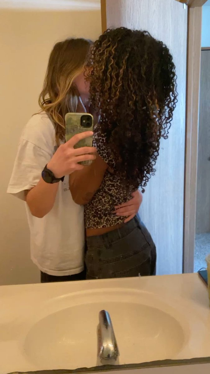 dot 🗡️ alicent akgae tweet media