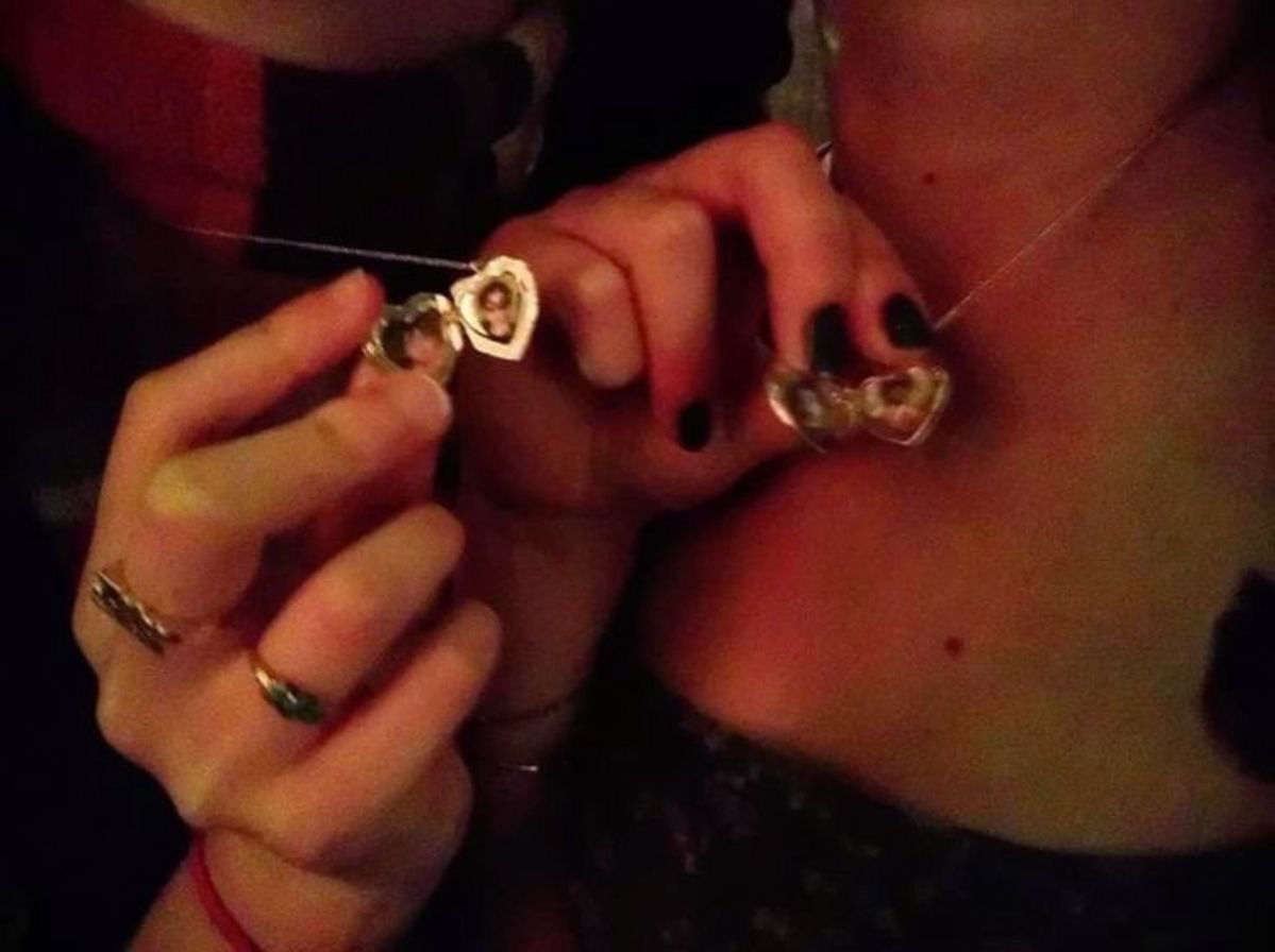 dot 🗡️ alicent akgae tweet media