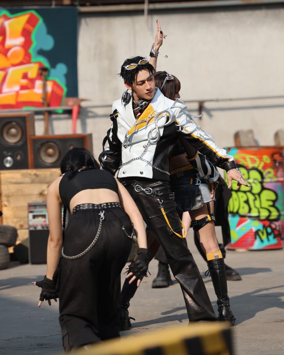 MV CARRY YOU  -  BamBam x MINNIE | PUBG MOBILE Official MV Behind 🎬  ☺️🫶🏻

Oh damn hottie 🥵 

#PUBGM8ANNI #PUBGMOBILE #PUBGMxBamBamMINNIE #CARRYYOU #BamBam #뱀뱀 <a href="/BamBam1A/">BamBam</a> <a href="/BAMBAMxBAMMIE/">뱀뱀 BamBam</a>