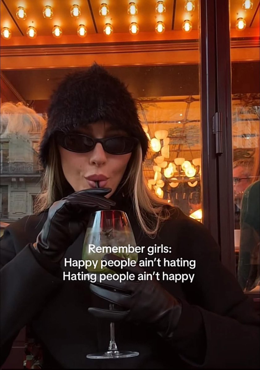 ♓︎ (@piscesprada) on Twitter photo 