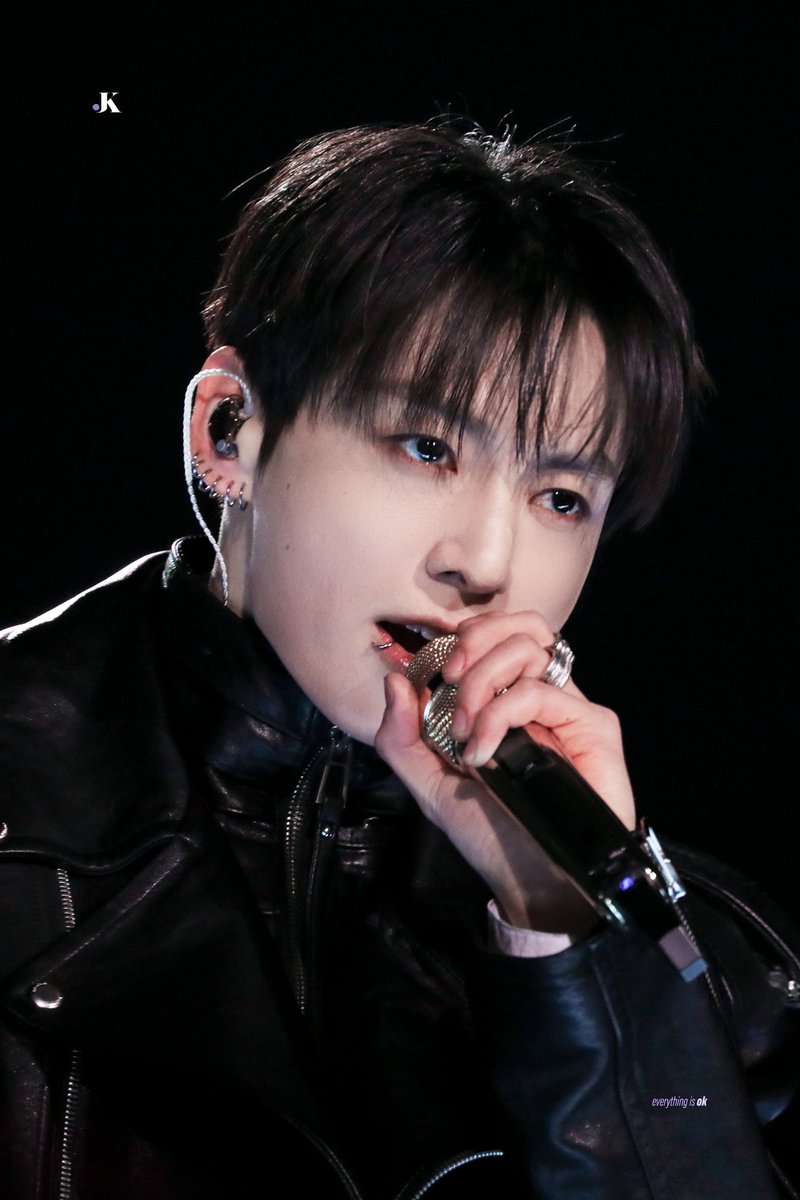 everything is ok💜 tweet media