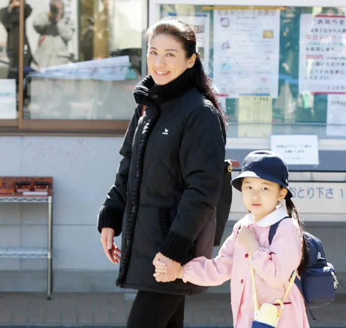 12月1日生まれのアマテラス tweet media