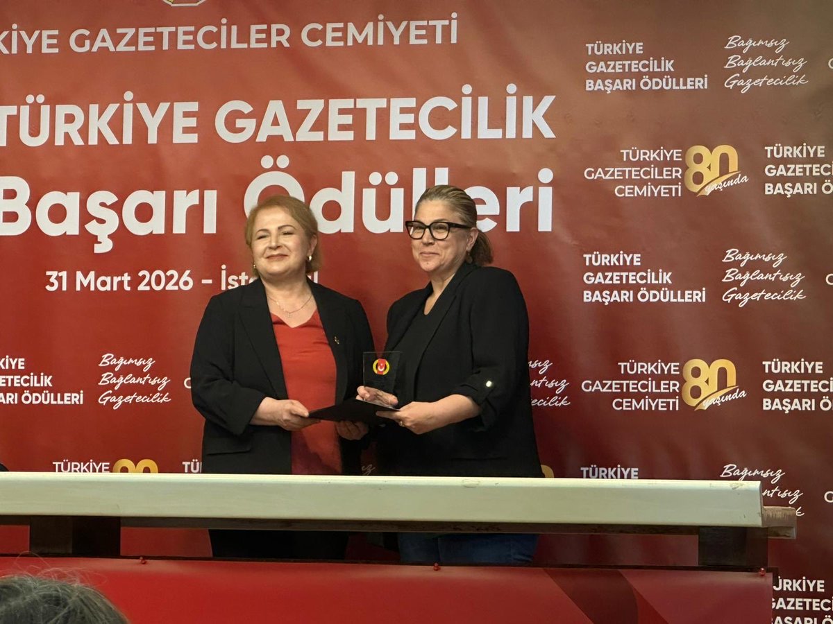 İpek Özbey tweet media