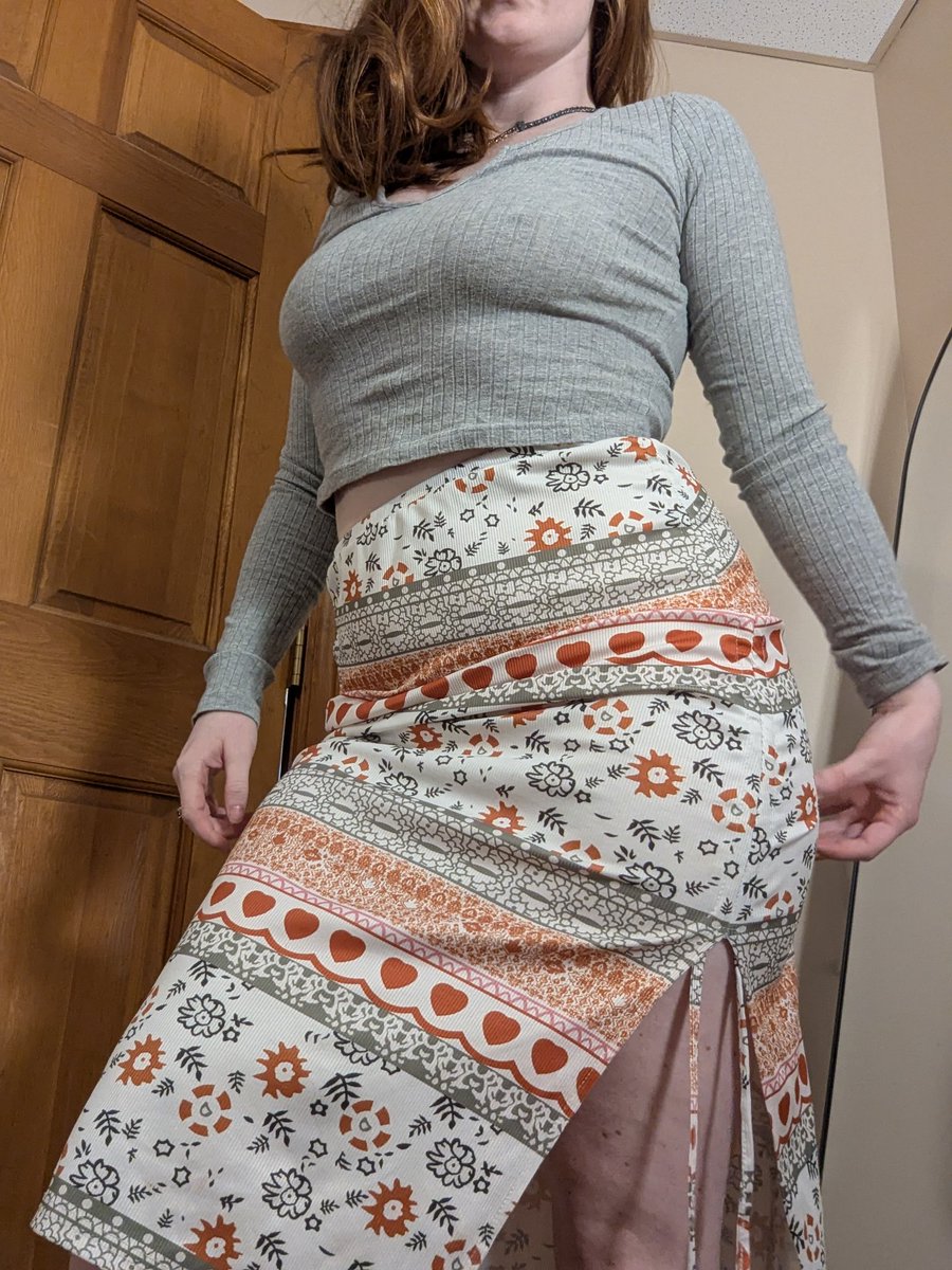 SweetRedRuby tweet media